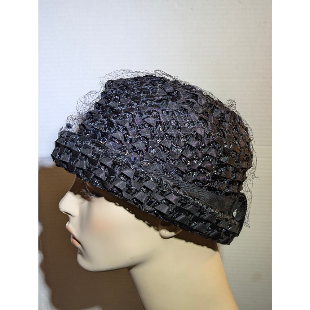 Vintage 50s Black Cellulose Woven Cloche Hat Veiled Mid-Century Mod MCM Bucket - Picture 5 of 6